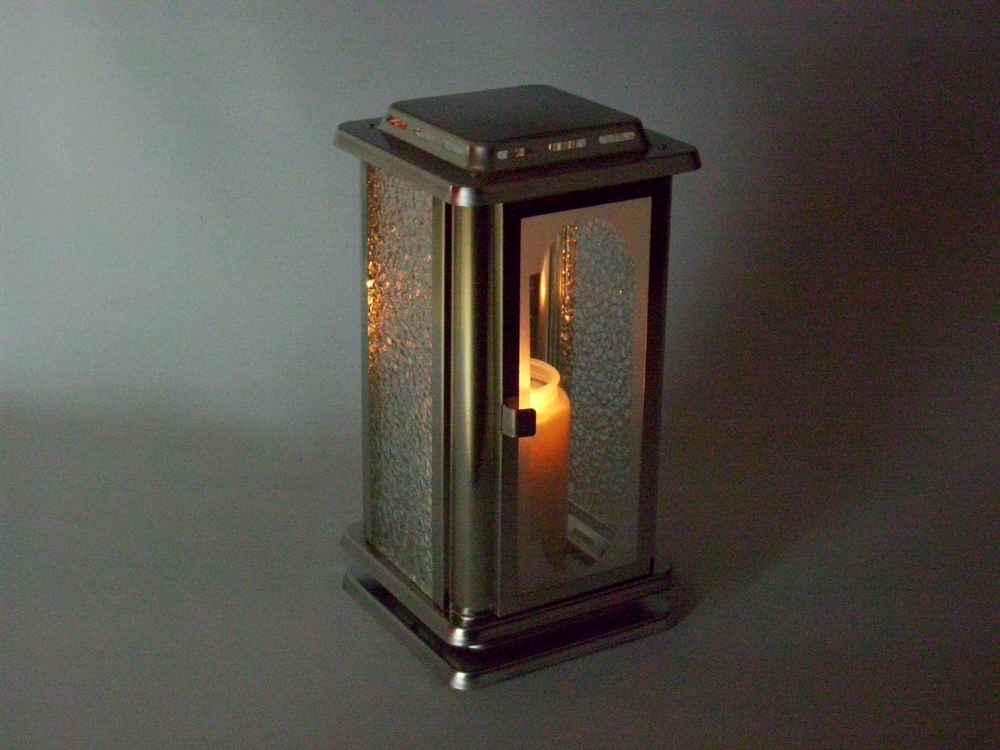 Grablampe "Royal" aus Edelstahl - zum Schließen ins Bild klicken