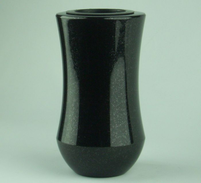 Grabvase "Atria" Grabvase "Atria"