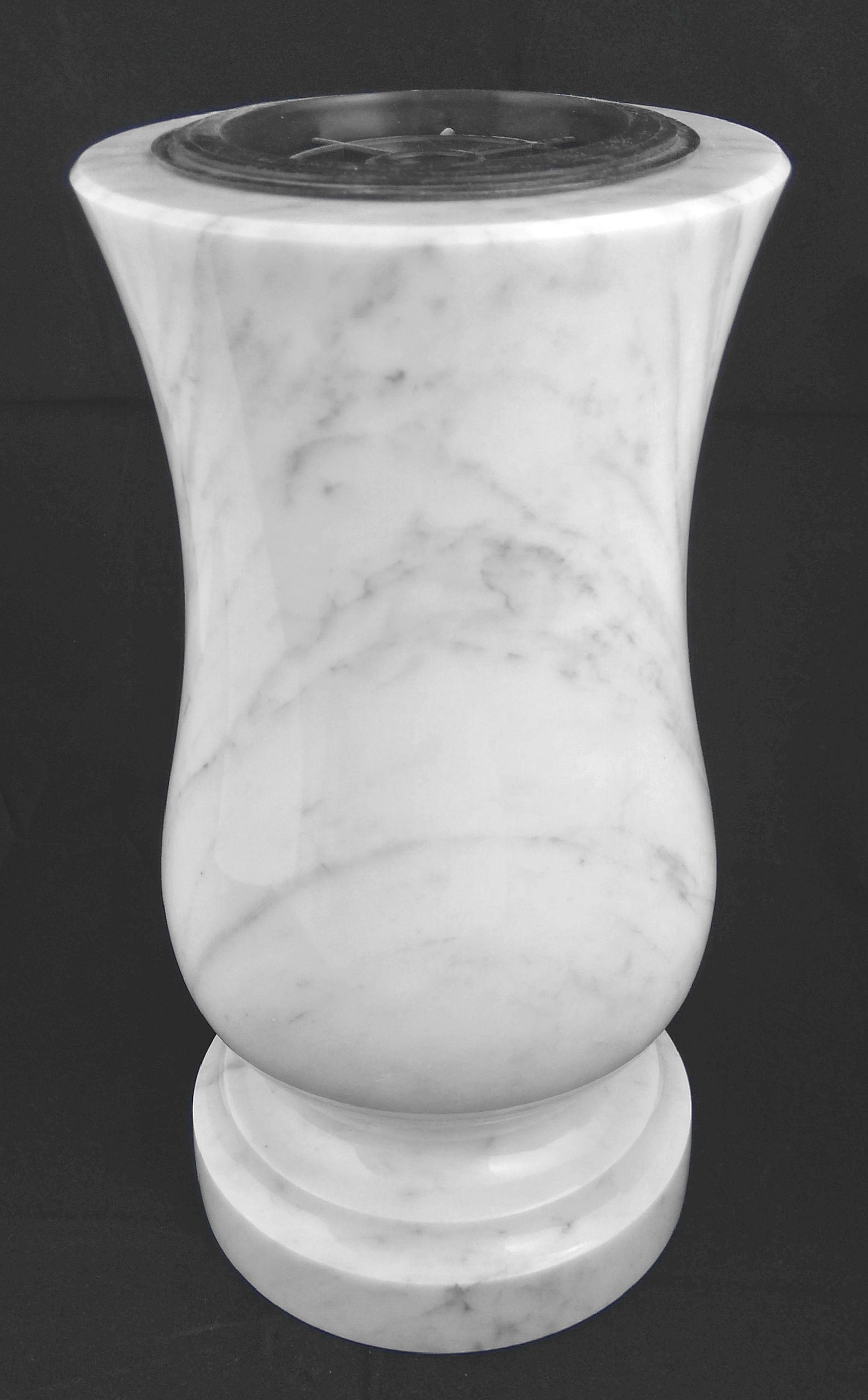 Grabvase "Taille-XL" aus Marmor - zum Schließen ins Bild klicken