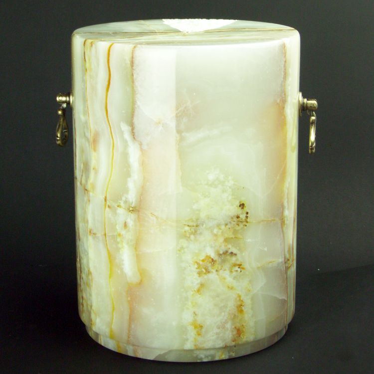 pet urn "Sirius" from Onyx-marble