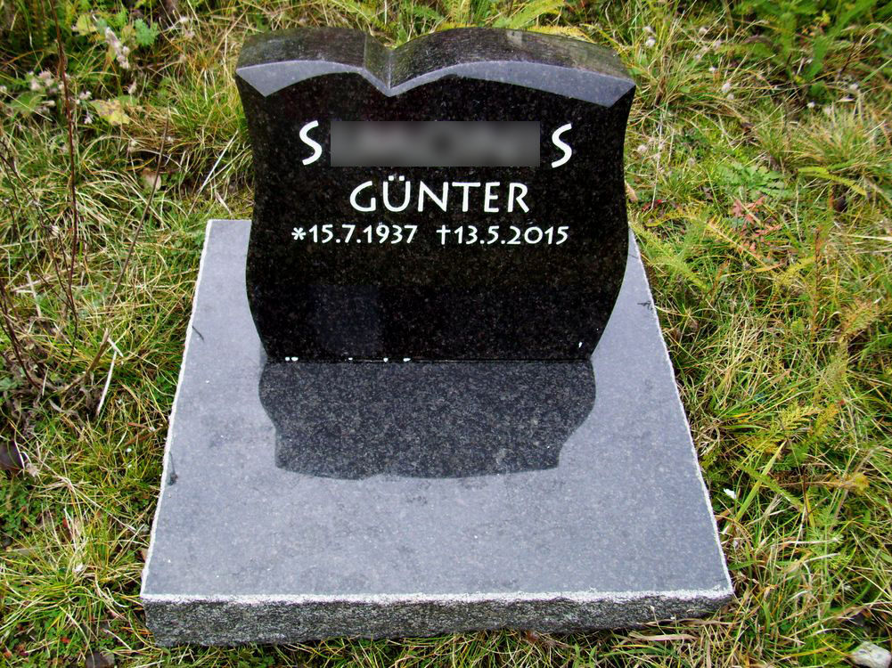 grave stone "graveston on graveplate-2"