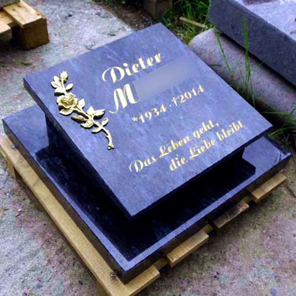 grave stone "podest on graveplate"